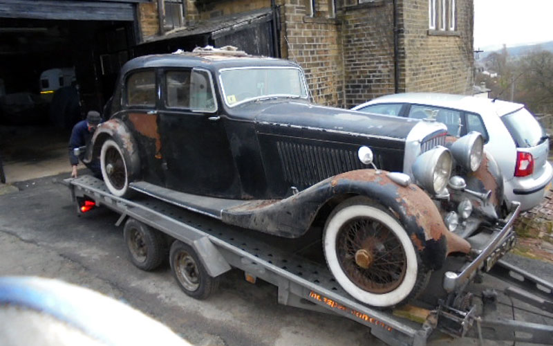 Vintage Rolls Rusty Bentley Arriving