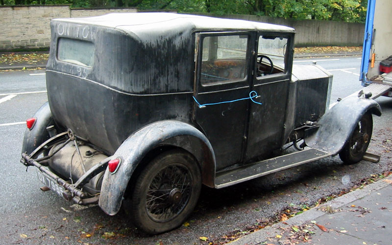 Vintage Rusty Rolls Arrival